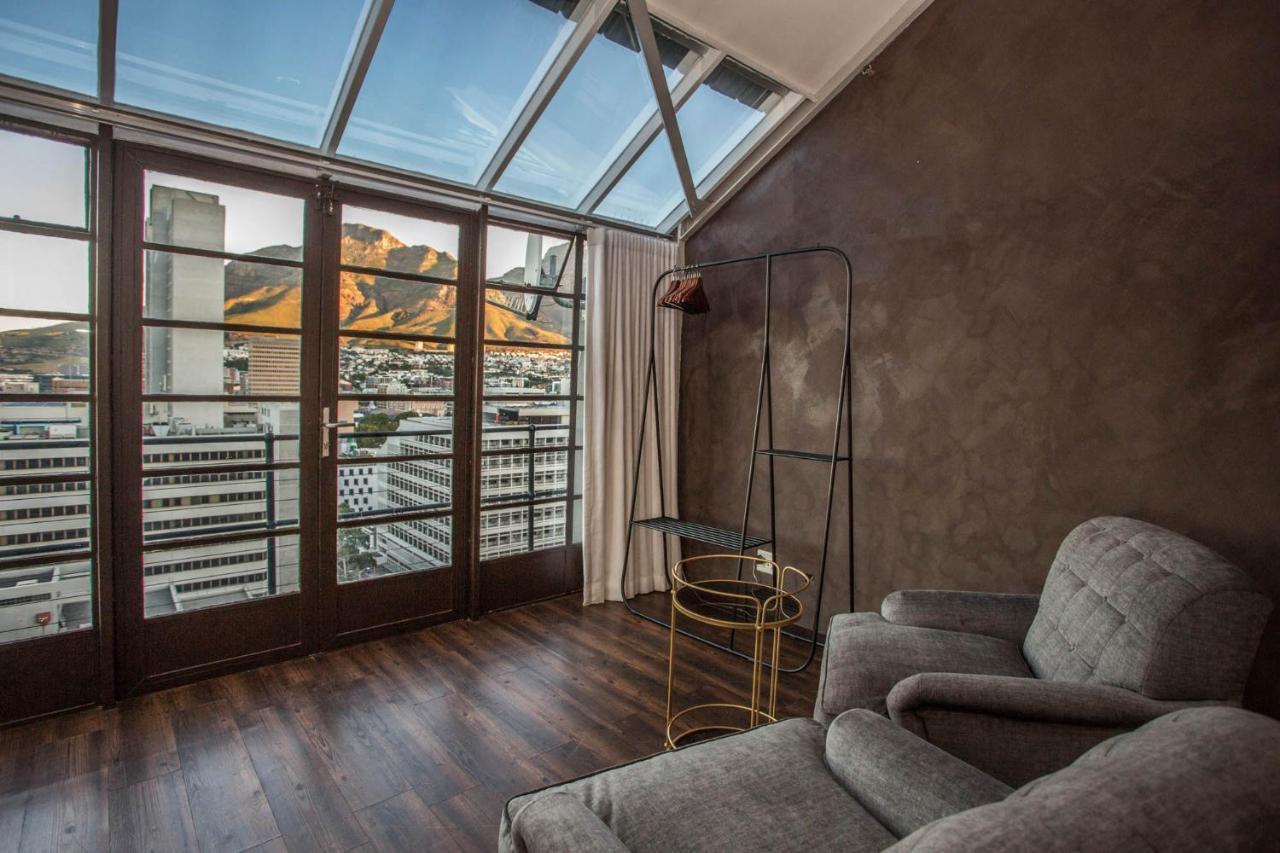 MANHATTAN LOFTS APARTMENT CAPE TOWN